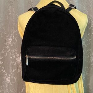 Massimo Classic Black Backpack
